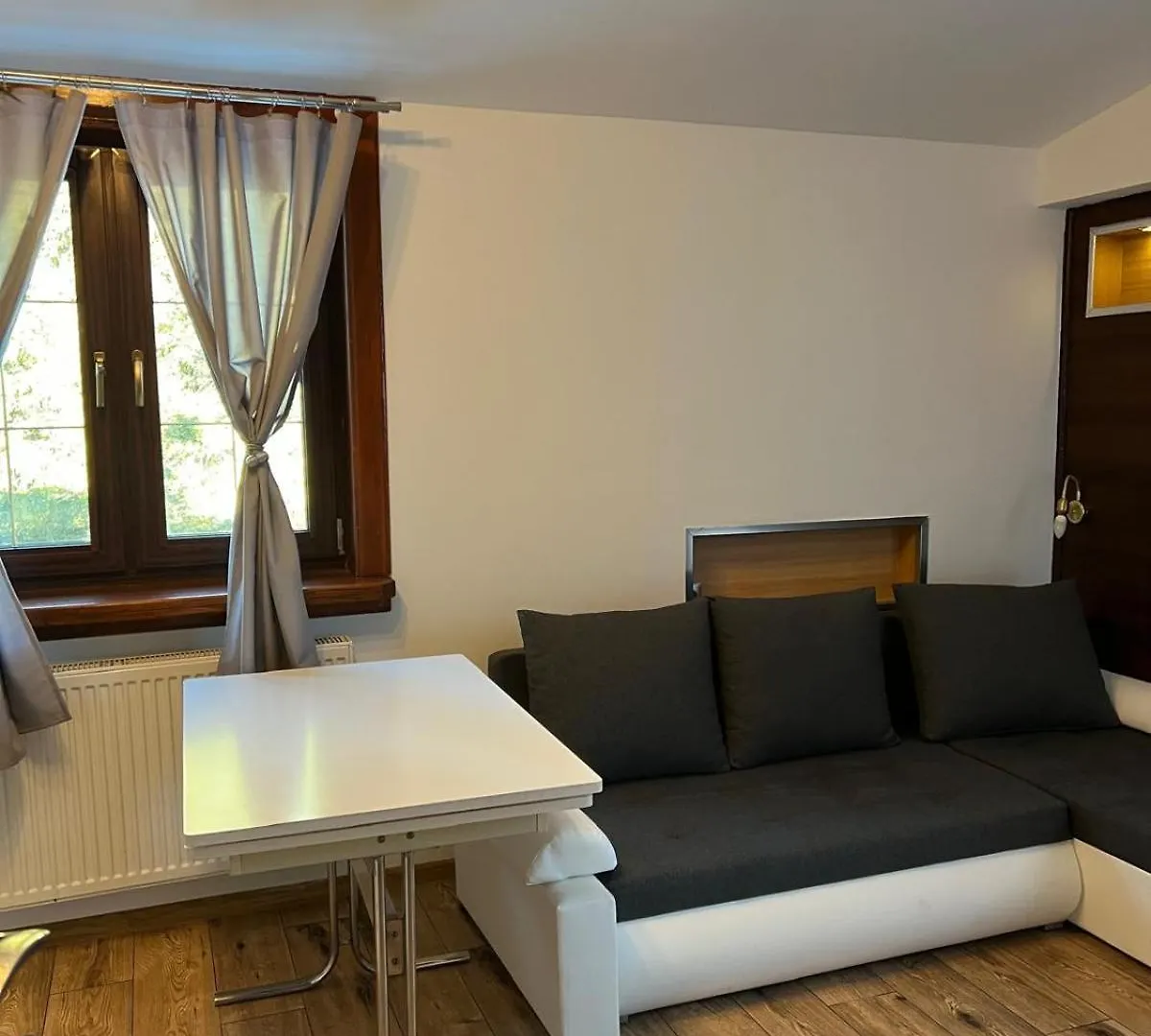 Rezydencja Maximus 2 Karpacz Apartment